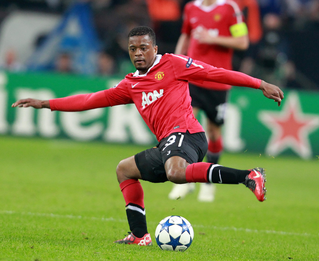 一个引人关 一个引人关