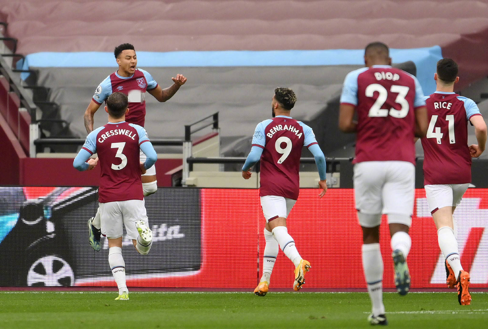 队的中场实 队的中场实